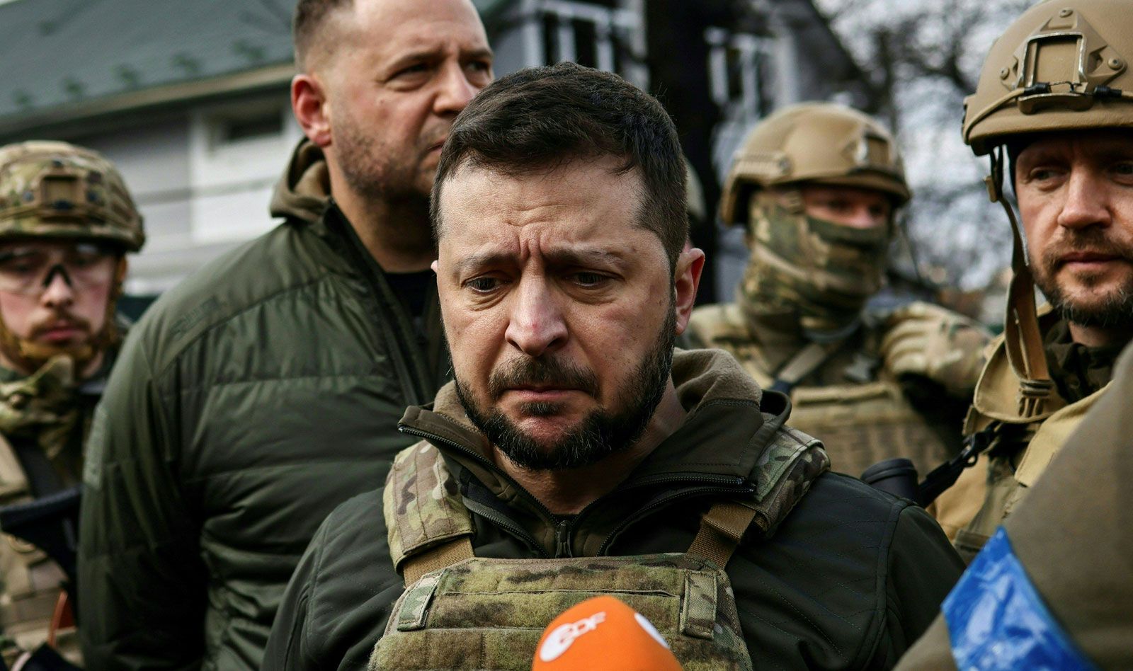 Russia’s Military Actions and Zelenskiy’s Decisions Under Scrutiny as Security Concerns Rise