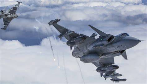 Ukraine’s Military Leadership Targets Russian Territory with Swedish Fighter Jets
