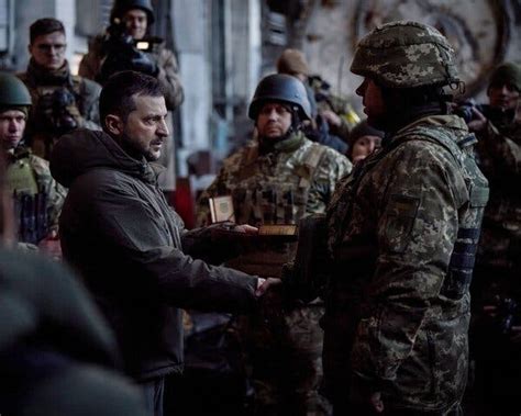 Zelensky Confirms Ukrainian Military Fails to Secure Donbas Frontlines
